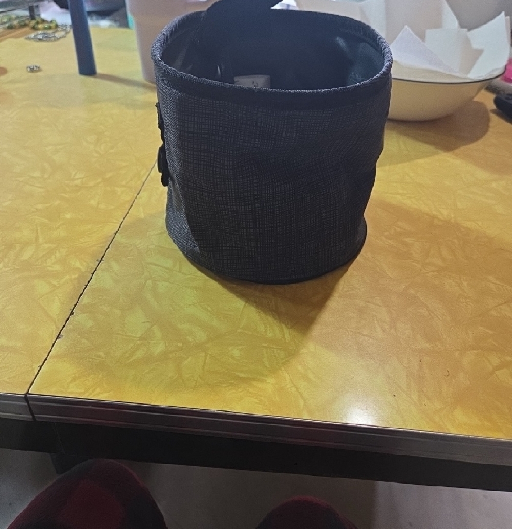 #14 thirty-one Round Storage Container - Picture 2 of 2